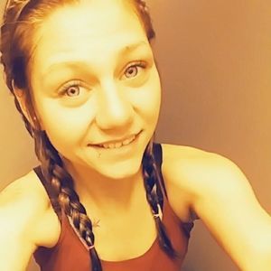 Meet your Posher, Ashlee